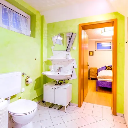 Zum Engelreich Ruhig, Laendlich, Stadtnah Apartment *